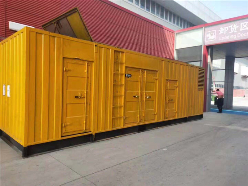 湘东国内外发电机组租赁合同在明确设备维护责任方面有哪些不同做法？