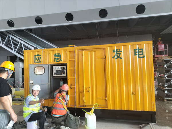 湘东怎样判断空气滤清器是否需要更换？